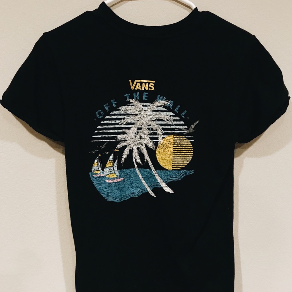 🌊🌎VANS TEE